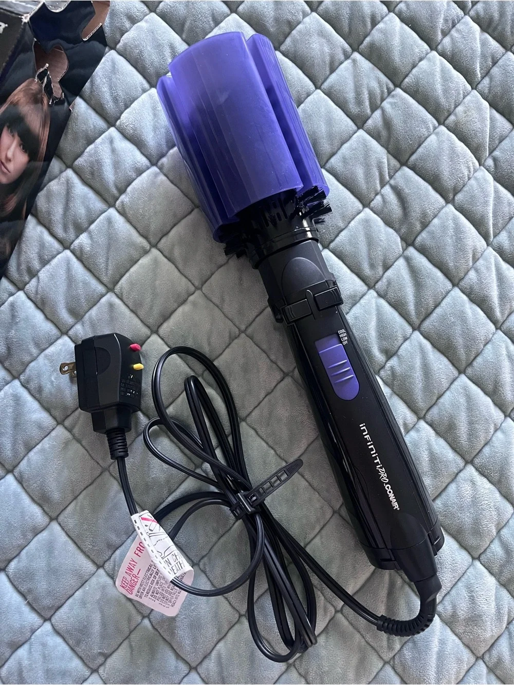 INFINITIPRO BY CONAIR Spin Air Rotating Styler/Hot Air Brush, 2-inch, Black
